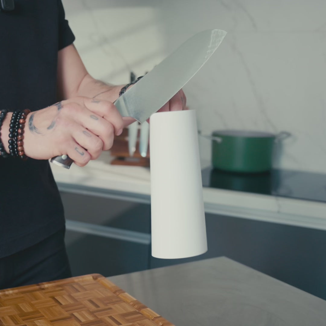 Videó betöltése: Santoku kés damaszk acélból, 18 cm